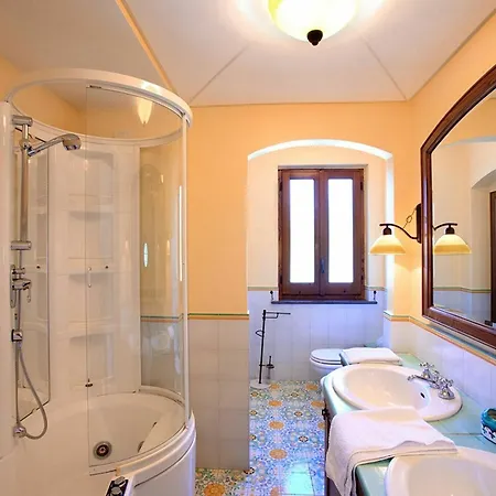 Bronze Villa *